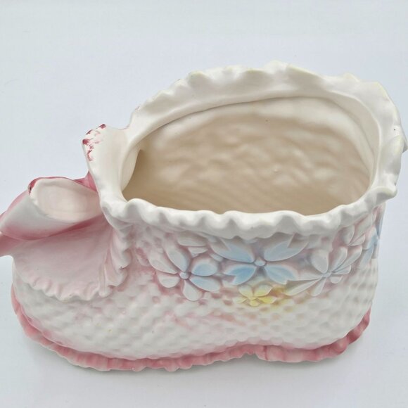 Napco C-7707 Baby Shoe Planter Ceramic Pink White Pastel 1950s Cottage Core - Picture 6 of 10
